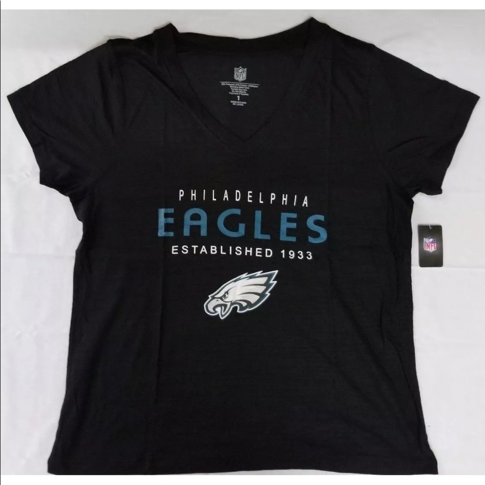 Size 2x eagles shirt